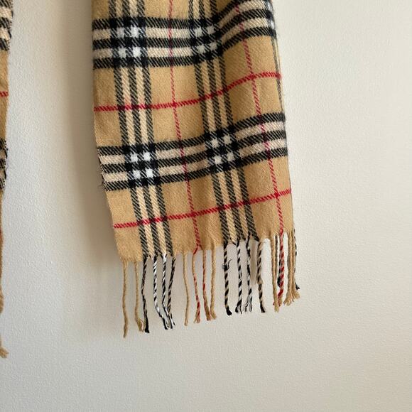 Authentic Burberry Nova Check Lambswool Rectangle Fringe Scarf Archive Beige - Picture 5 of 6